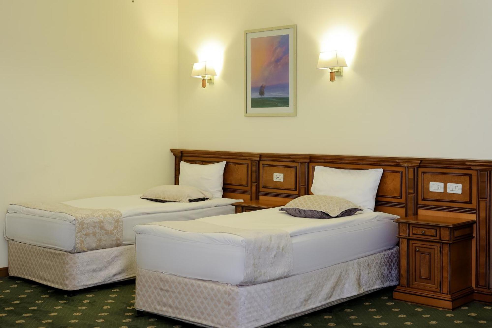ירמוק Armenia Hotel מראה חיצוני תמונה