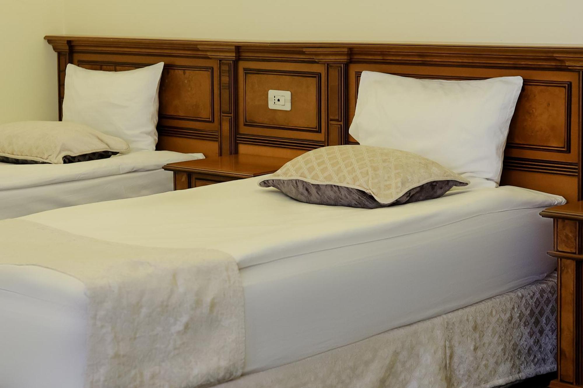 ירמוק Armenia Hotel מראה חיצוני תמונה